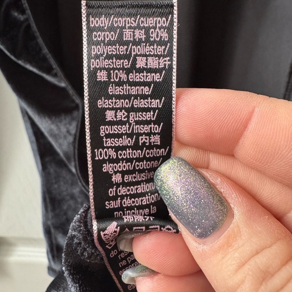 NWT VICTORIA’S SECRET Elegant Low Back Black Velvet Bodysuit (XS) - Picture 7 of 7